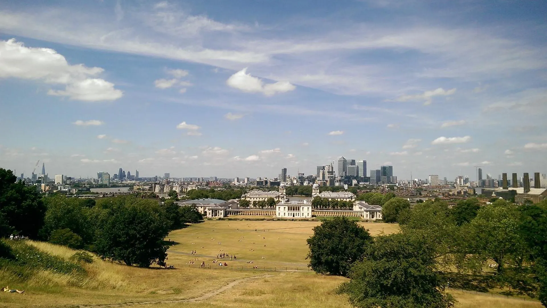 Canary Wharf Waterside Flat London